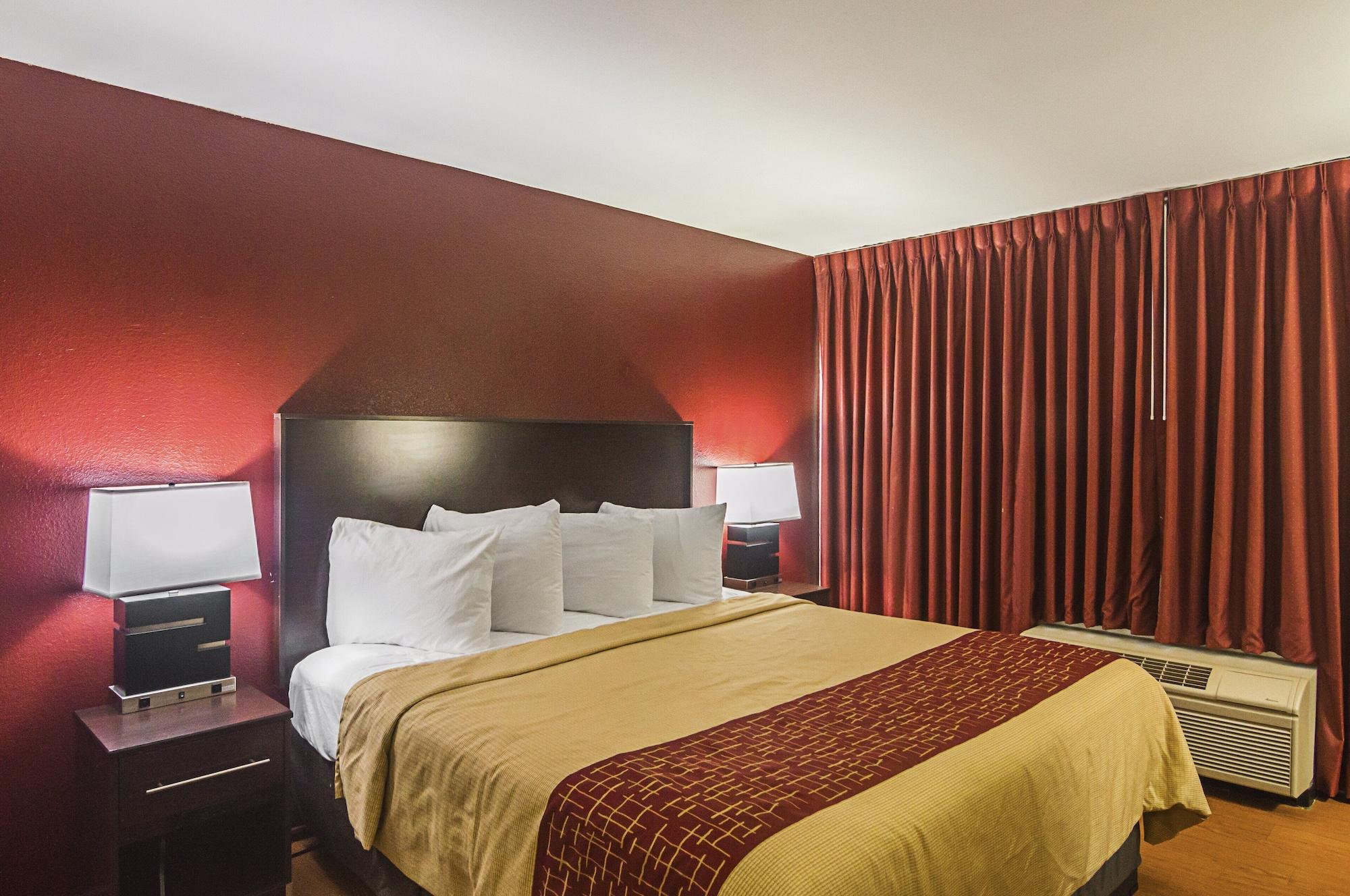 Red Roof Inn Лаббок Экстерьер фото
