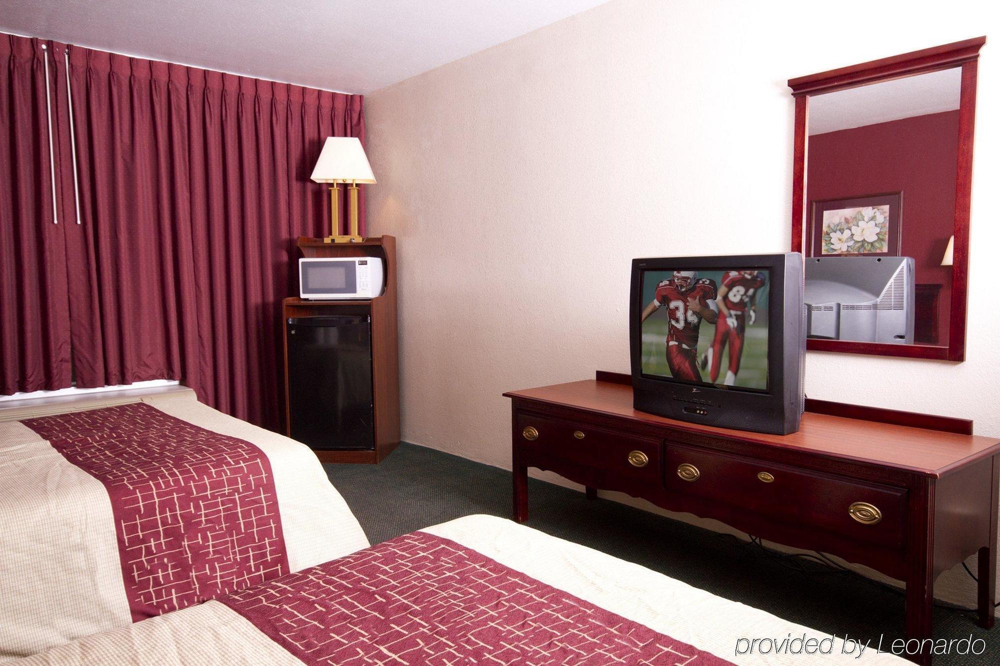Red Roof Inn Лаббок Номер фото